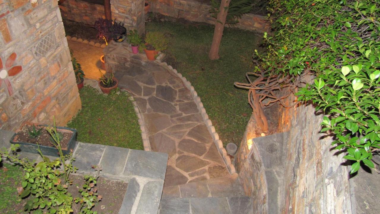 Beach Front House With View Marathos  Ngoại thất bức ảnh
